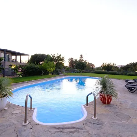 Villa Yalikavak'ta Havuzlu Lueks *